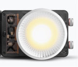 智雲(Zhiyun)功率王X100攝影LED燈 入門版 (不包括電池)